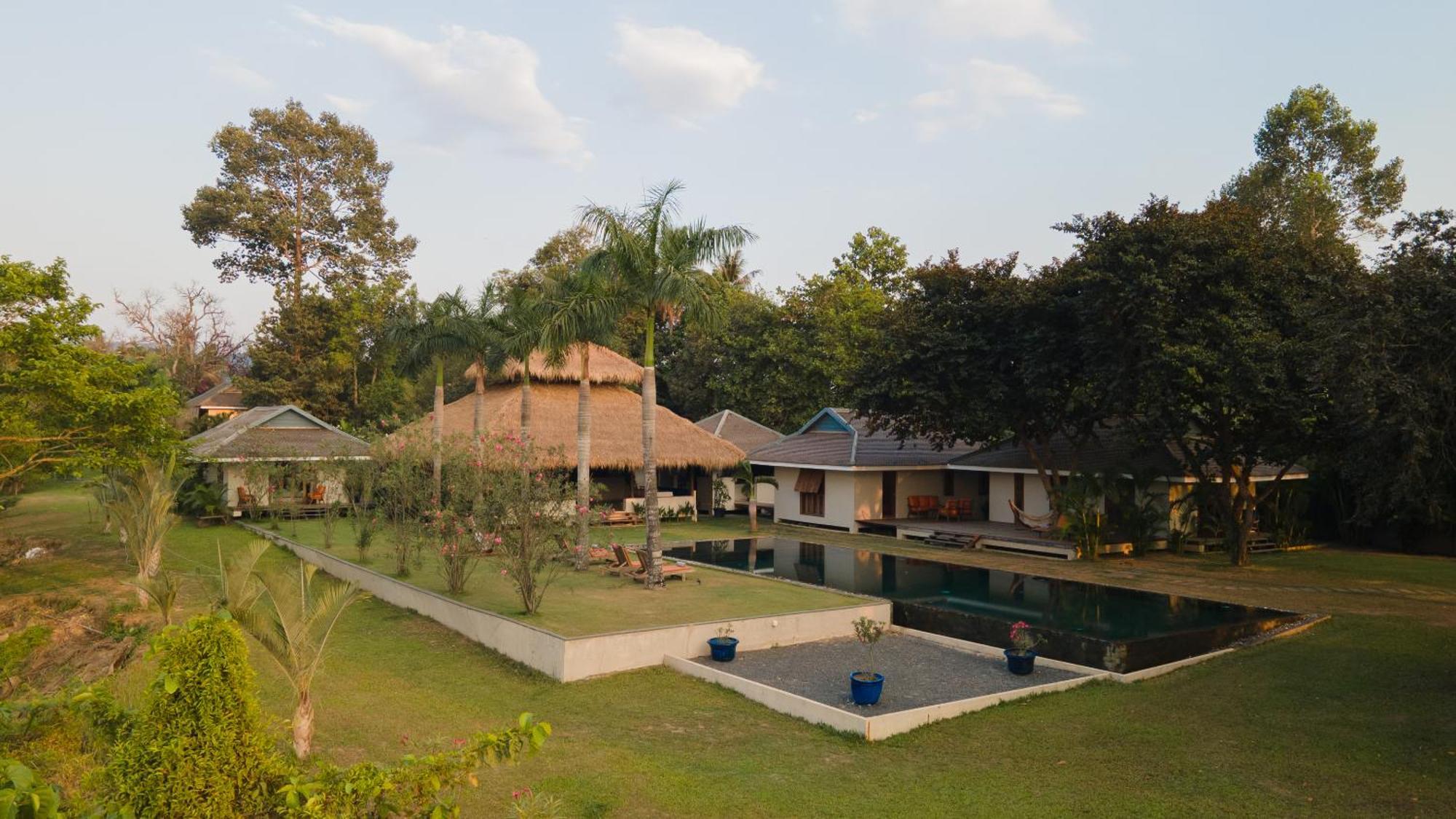 Khla Lodge Kampot Exteriör bild